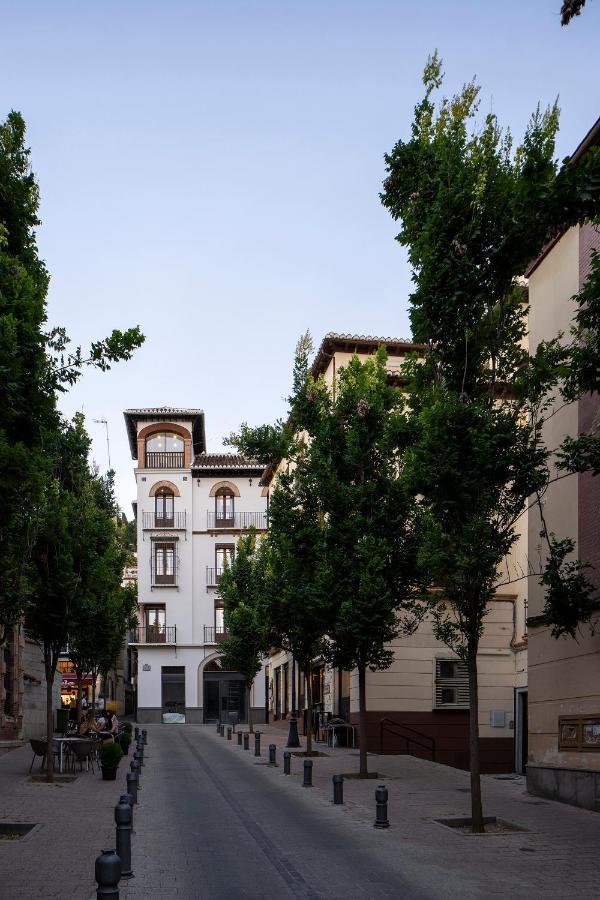 Santa Escolastica En Pleno Centro De Granada Bagian luar foto